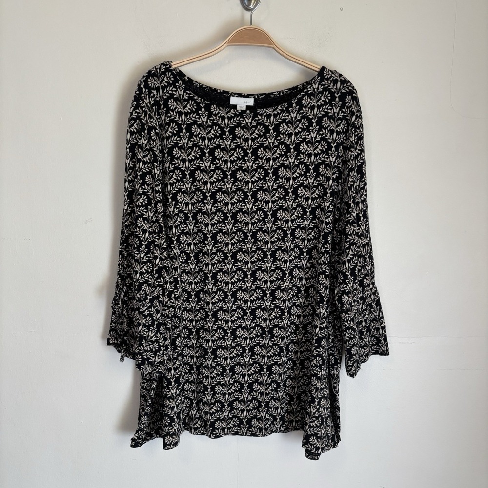 J Jill Top Blouse Black Floral 3/4 Sleeve Tie Cuff Boat Neck Stretch Casual 2X